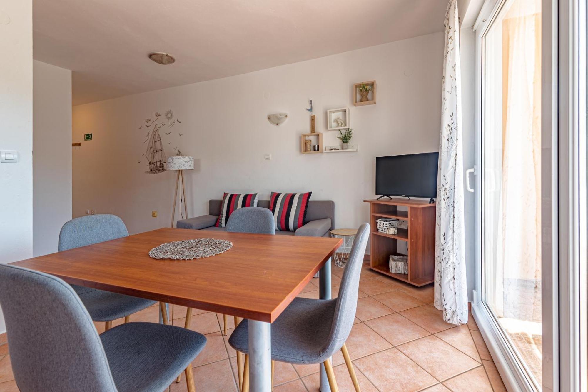Apartman By The Sea Basina, Hvar - 11923 Vrbanj