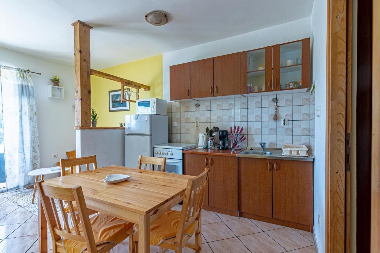 By The Sea Basina, Hvar - 11923 Apartment Vrbanj