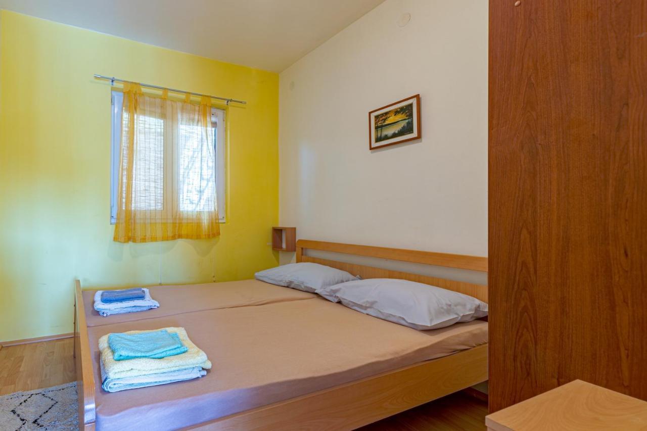 Apartment By The Sea Basina, Hvar - 11923 Vrbanj