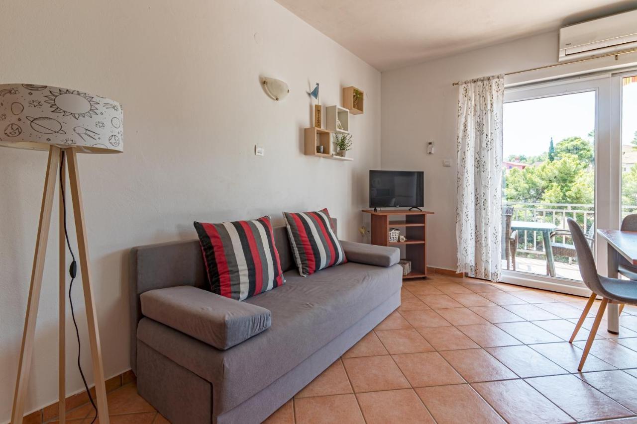 Apartment By The Sea Basina, Hvar - 11923 Vrbanj