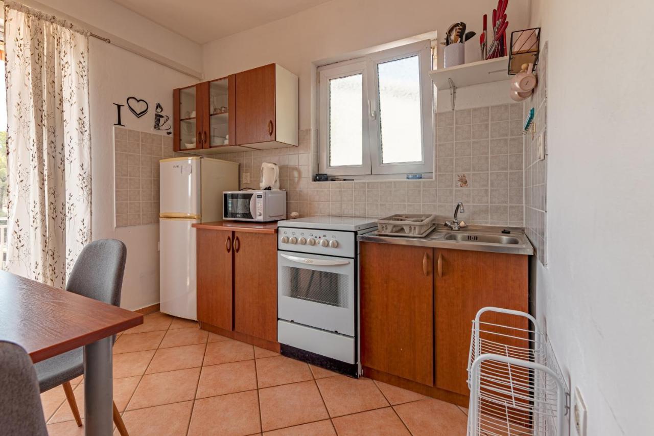 By The Sea Basina, Hvar - 11923 Apartment Vrbanj