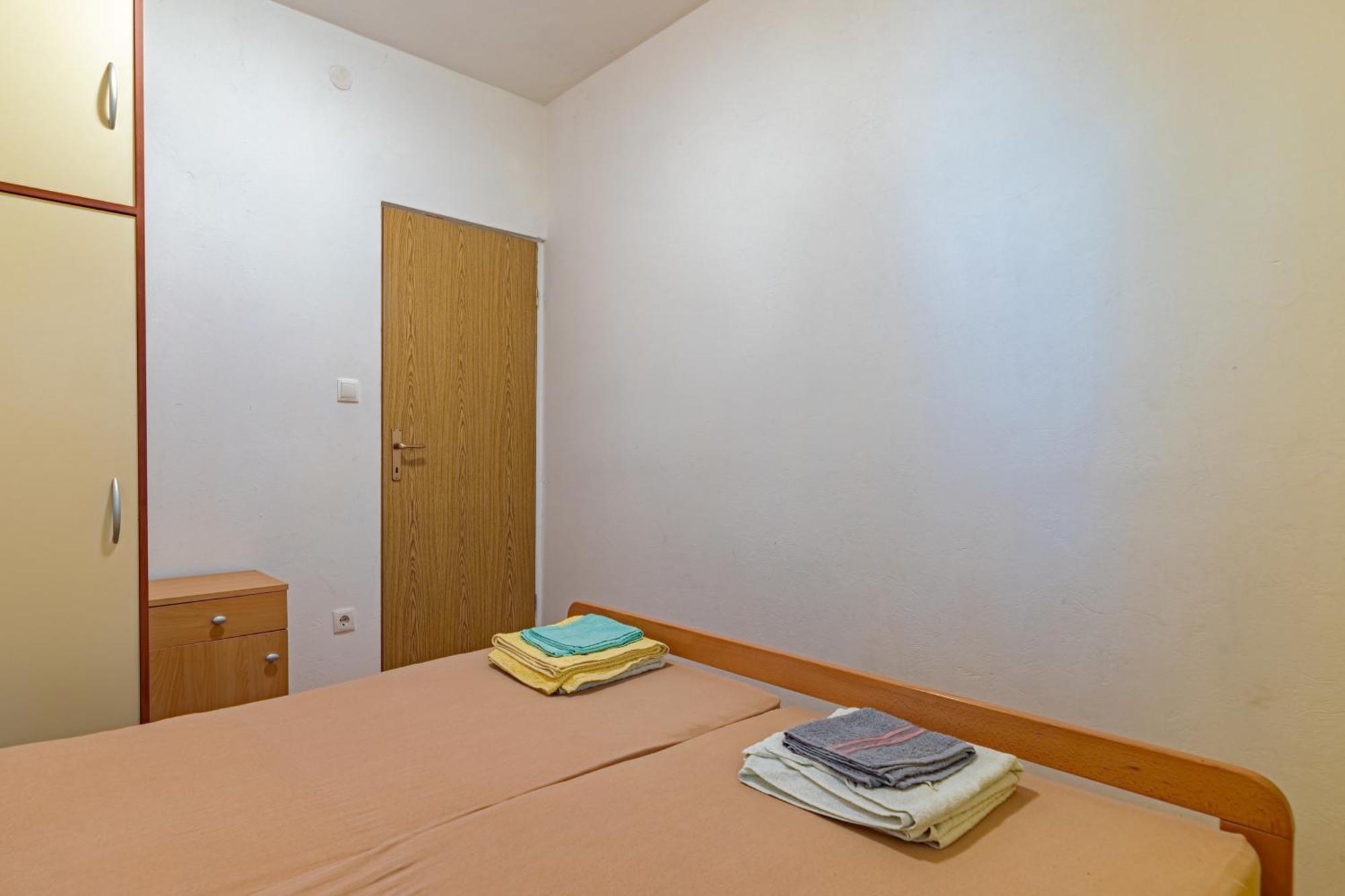 By The Sea Basina, Hvar - 11923 Apartment Vrbanj
